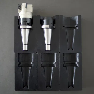 Hộp Đựng Dao Cụ SK30 DIN2080 Trên Thảm Hoffmann GridLine