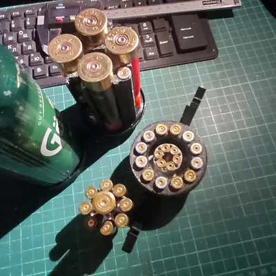 Hộp đựng vỏ đạn rỗng bằng lon bia