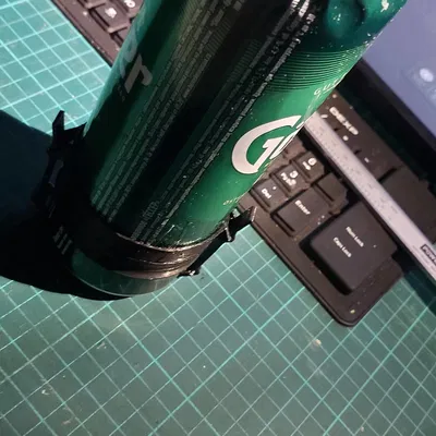 Hộp đựng vỏ đạn rỗng bằng lon bia