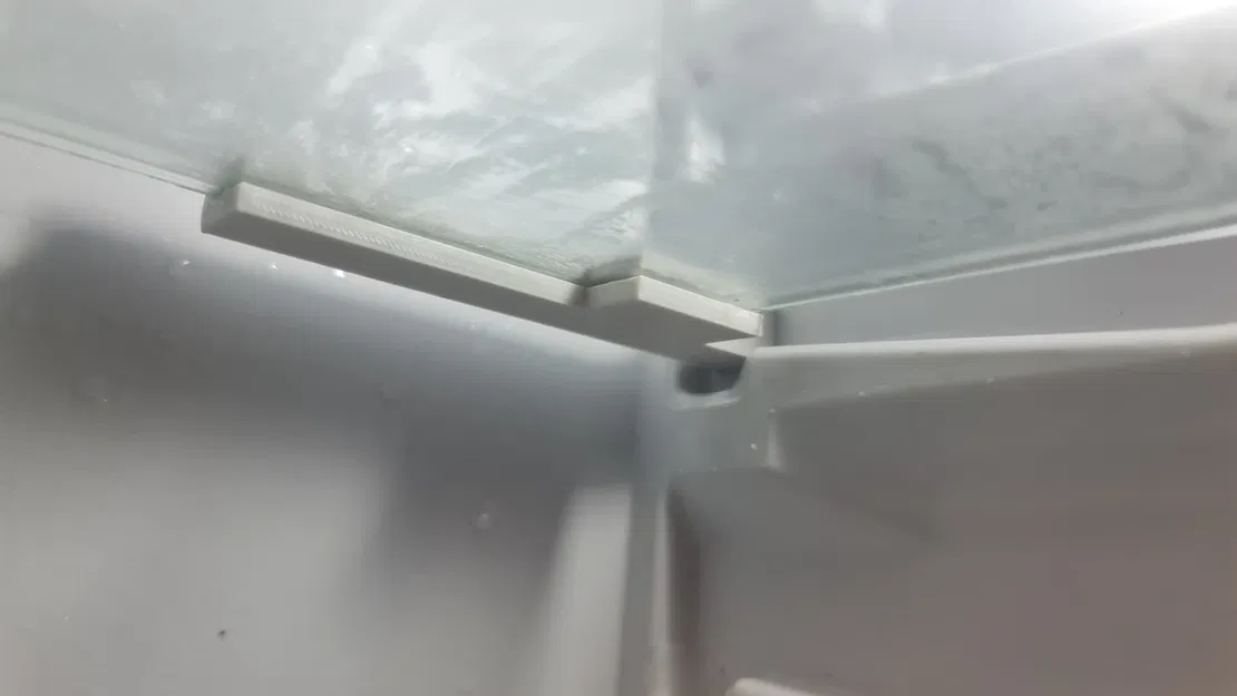 Pát Giữ Mặt Kính Tủ Lạnh (Phía Sau) - Image 2