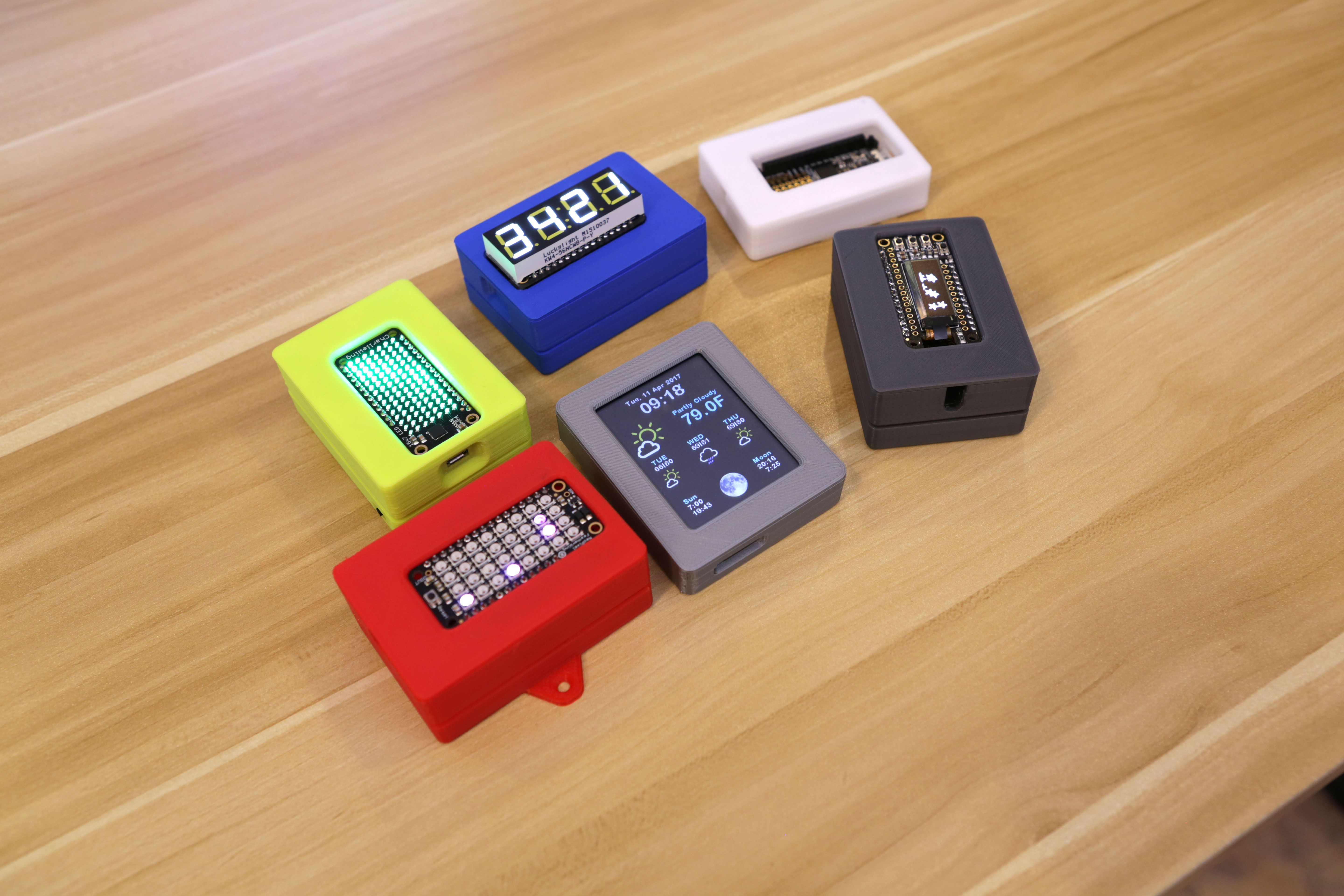 Vỏ Hộp Adafruit Feather