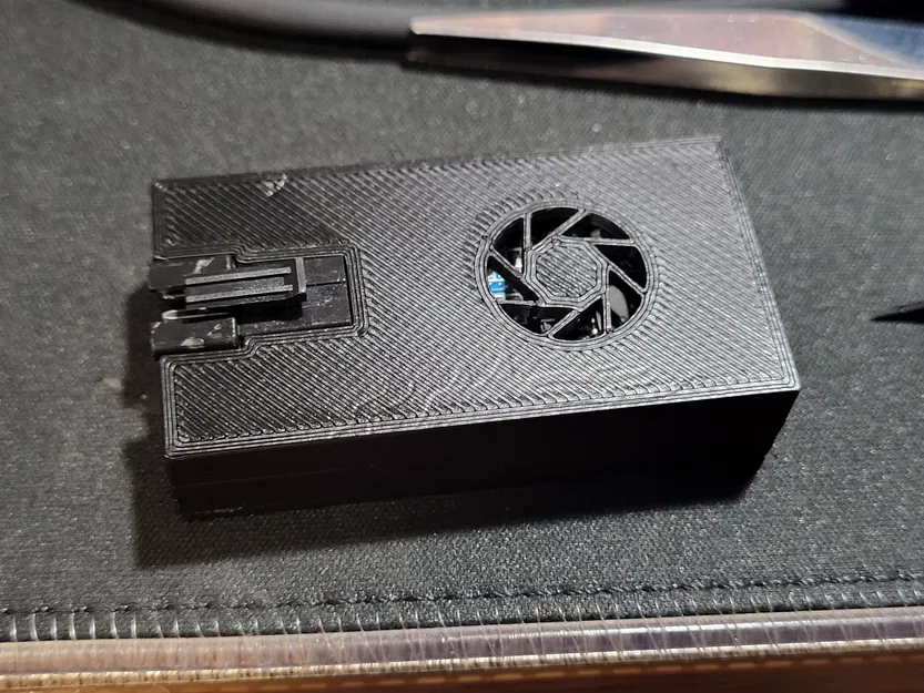 Vỏ D1 Mini có chỗ cắm LED - Image 1