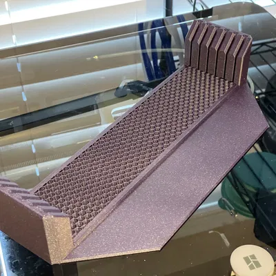 Giá đỡ khay in Bambu Lab X1 có 2-8 khe cắm thu nhỏ, infill hở, tùy chọn lưỡi