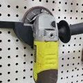 Giá đỡ máy mài góc Ryobi cho Pegboard - Thumbnail 1