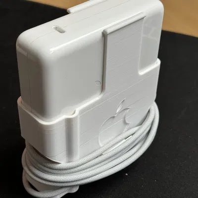 Ốp bảo vệ củ sạc Macbook Pro 140W và quấn cáp