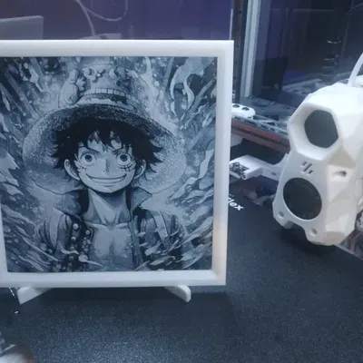 Tranh sơn dầu bằng sợi nhựa hình Luffy