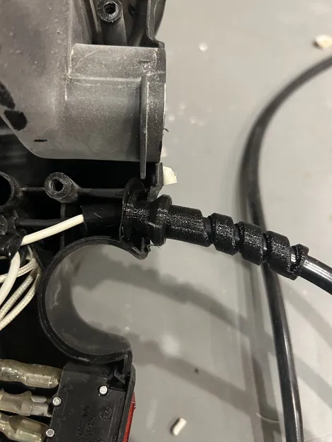 Chống đứt dây nguồn. Không cần đế - Image 2