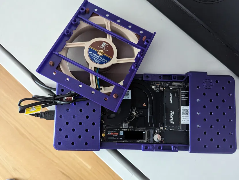 Vỏ Bo Mạch Chủ Framework 13 Có Khe Tản Nhiệt Quạt - Image 1