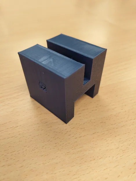 Izan Finestrat - Pieza 52 - Image 1