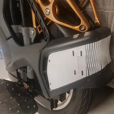 Ốp lưng sau xe Kingsong S18