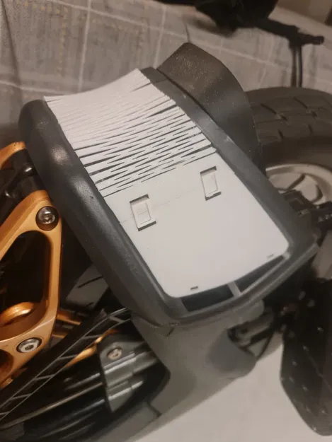 Ốp lưng sau xe Kingsong S18 - Image 2