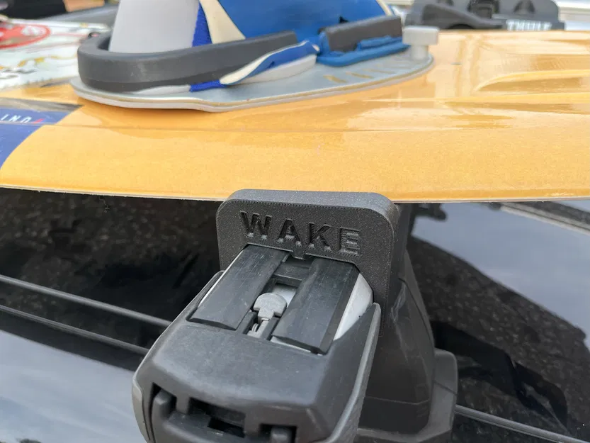 Giá Đỡ Ván Wakeboard Cho Thanh Mui Xe Thule - Image 1