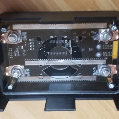 Hộp Máy Hàn Điểm Pin