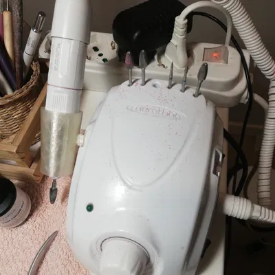 Giá Đỡ Mũi Khoan Máy Marathon Cho Thợ Làm Móng