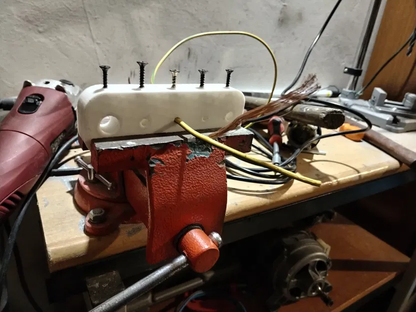 Dụng cụ tuốt dây cáp - Image 5