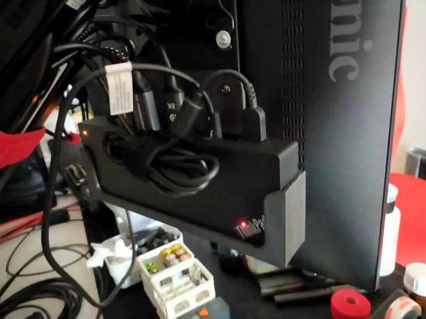 Giá Đỡ VESA 100 Cho Dock USB-C Đa Năng ThinkPad - Image 2