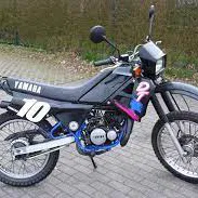 Mô hình xe Yamaha DT