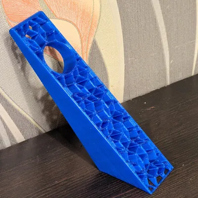 Giá Đỡ Chai Sâm Panh Hoa Văn Penrose