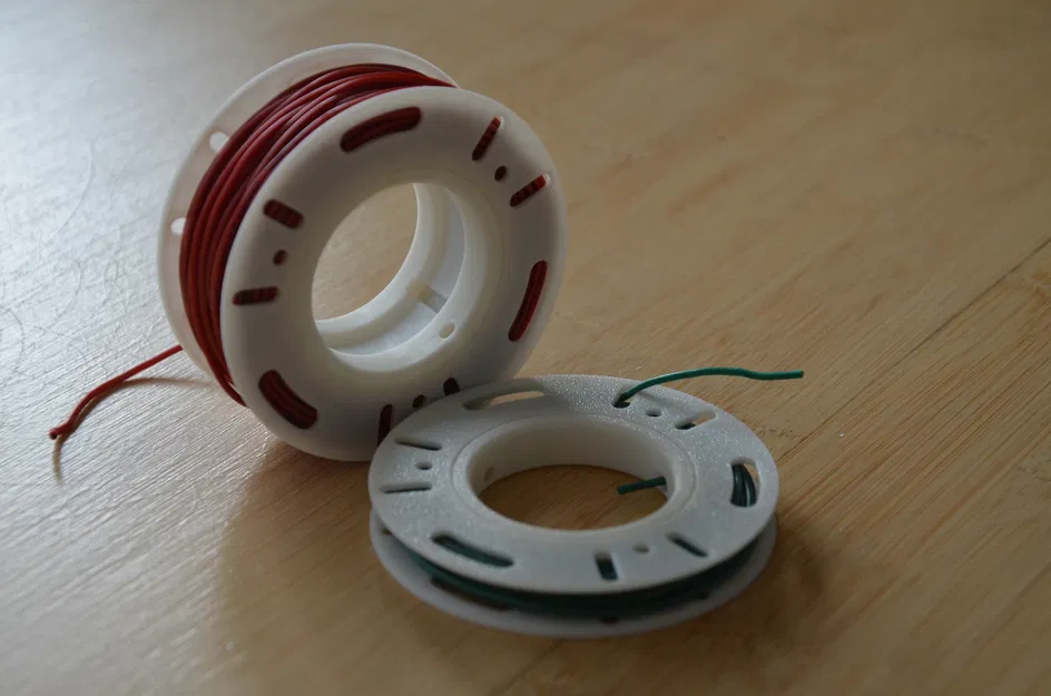 Dụng Cụ Cuộn & Sắp Xếp Dây Cáp - Image 1