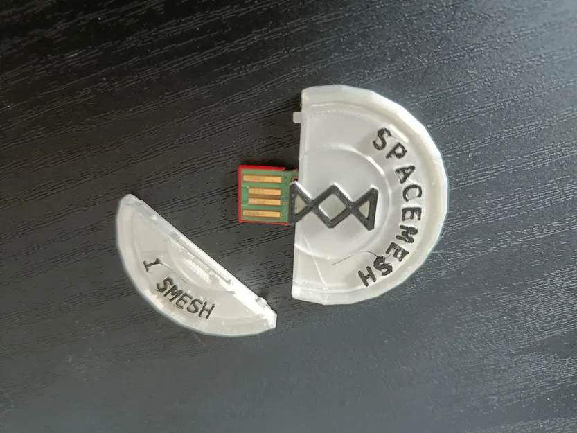 Đồng Xu USB Spacemesh - Image 1