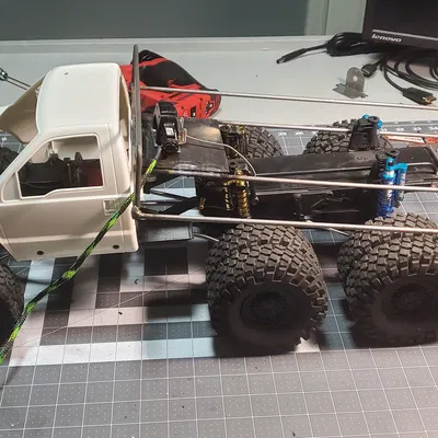 Bộ trượt gắn body Tamiya cho Axial SCX10.2