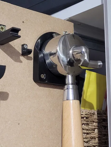 Giá treo tường cho portafilter 51mm - Image 1