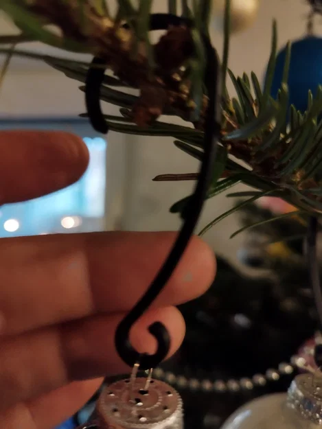 Móc treo đồ trang trí cây thông Noel | Christmas tree ornament hanger - Image 1