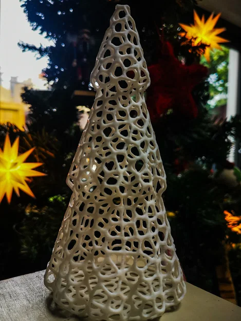 Cây Thông Noel Voronoi - Image 1