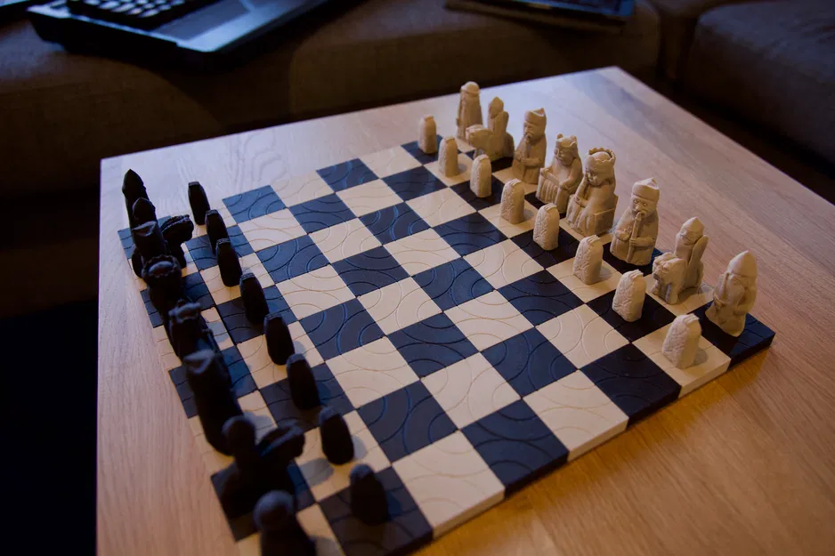 Bàn cờ Vua lấy cảm hứng Bắc Âu của Aslan - Image 4