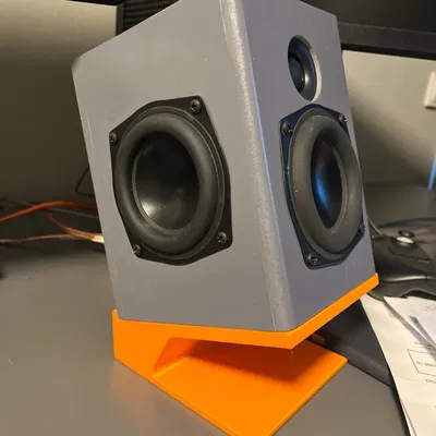 Kệ Loa Chủ Động-Thụ Động