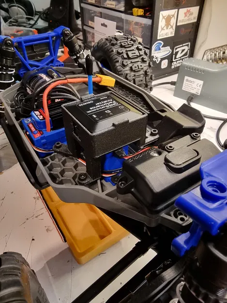 Đế Gắn SkyRC GSM020 Cho Traxxas Stampede BL-2s và Hoss 4x4 - Image 2