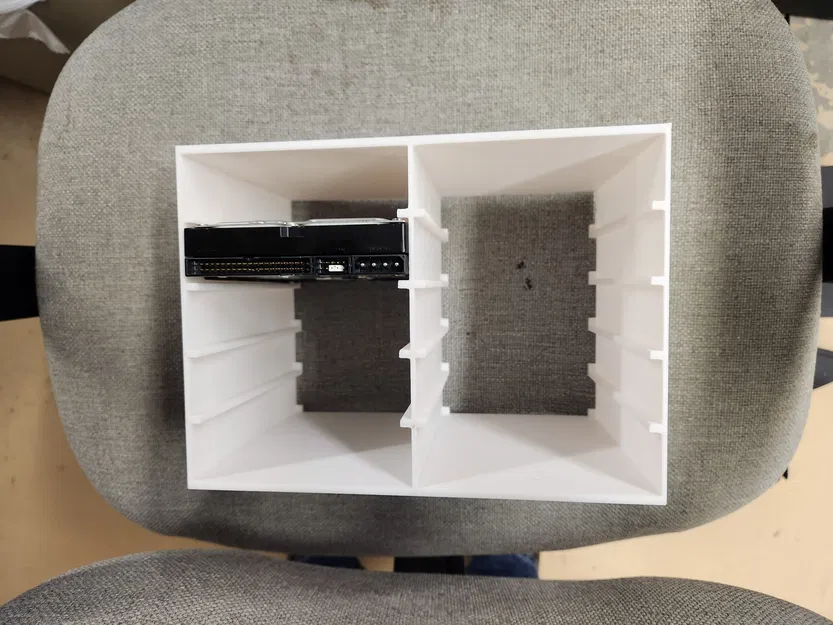 Khay Đựng Ổ Cứng HDD Rackmount - Image 1