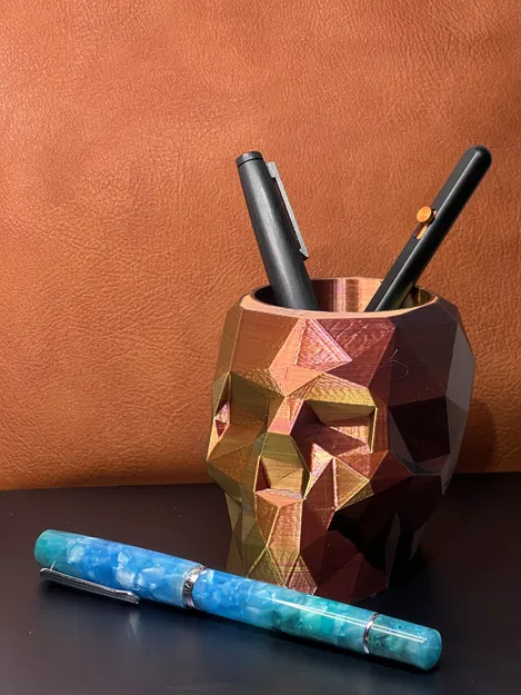 Chậu Cắm Bút Hình Đầu Lâu Low Poly - Image 1