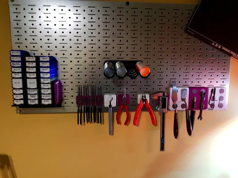 Móc treo Pegboard Nam Châm - Image 1