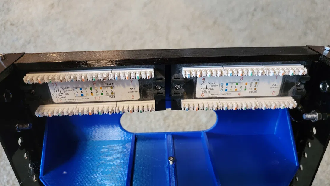 Tấm chuyển đổi patch panel 19in sang 10in 12 cổng - Image 3