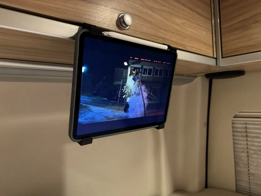 Giá đỡ iPad/máy tính bảng cho Hymer GrandCanyonS - Image 1