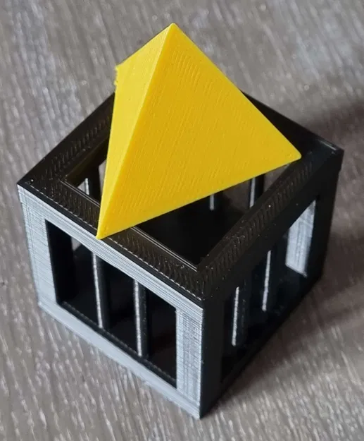 Câu đố "hình chóp trong khung" - Image 2