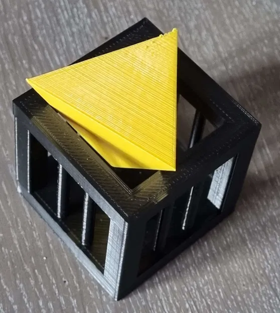 Câu đố "hình chóp trong khung" - Image 3