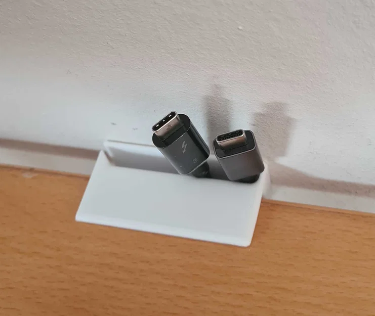 Kẹp dây cáp cạnh bàn - Image 1