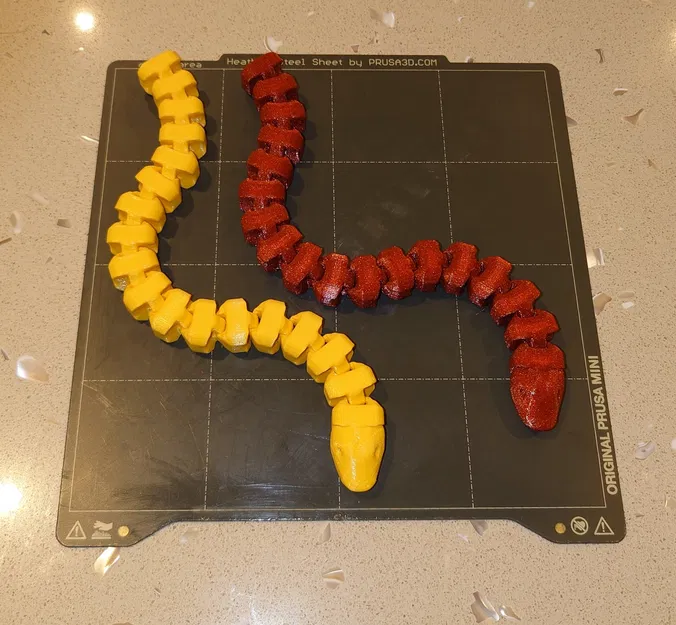 Rắn Khớp Nối Đồ Chơi (Articulated Snake Toy) - Image 2