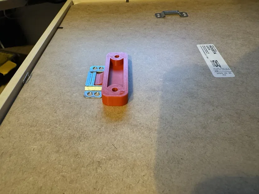 Giá treo tường Ikea Hovsta - Image 1