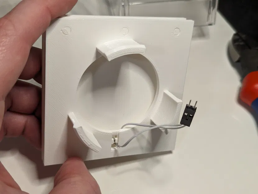 Công tắc gắn tường (tiếp điểm đẩy) - Image 2