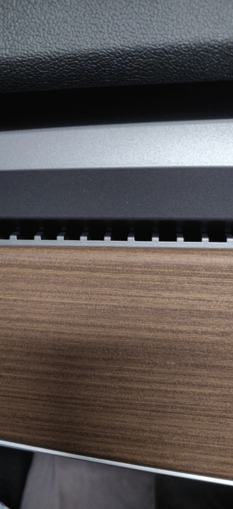 Móc Treo Khẩu Trang Tesla Lỗ Thông Hơi - Thumbnail 9