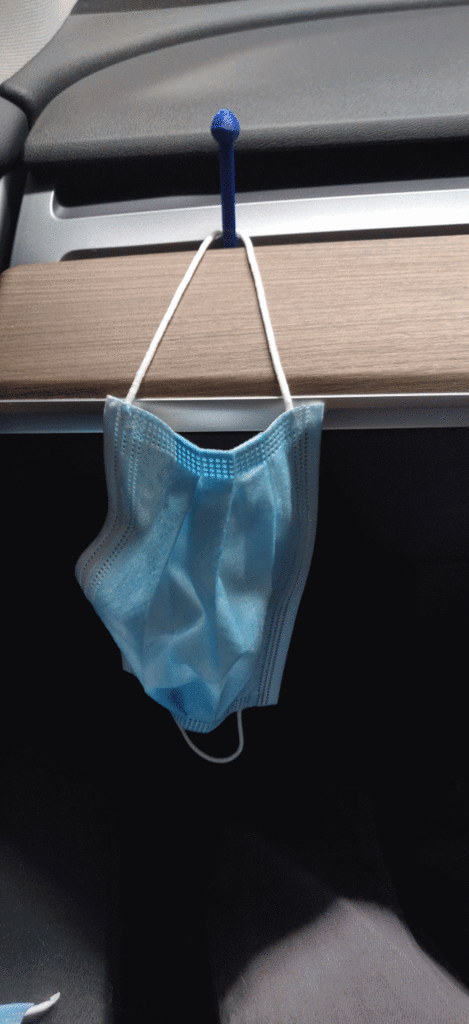 Móc Treo Khẩu Trang Tesla Lỗ Thông Hơi - Image 10