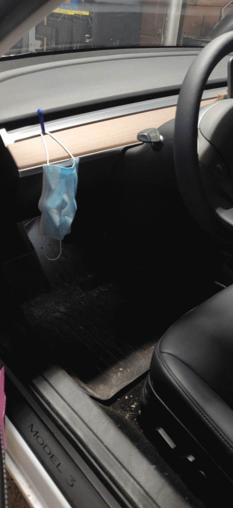 Móc Treo Khẩu Trang Tesla Lỗ Thông Hơi - Image 11