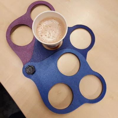 Đế giữ 9 ly cà phê