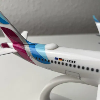 Mô hình ăng-ten Satcom Máy bay Airbus A320 Gia đình Tỷ lệ 1:200