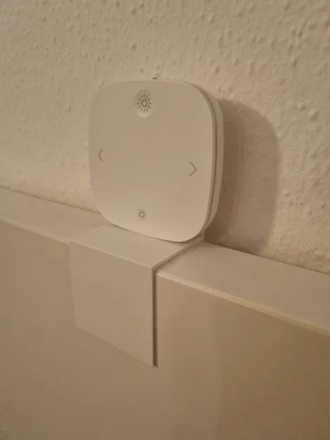 Giá đỡ IKEA Malm Styrbar - Image 1