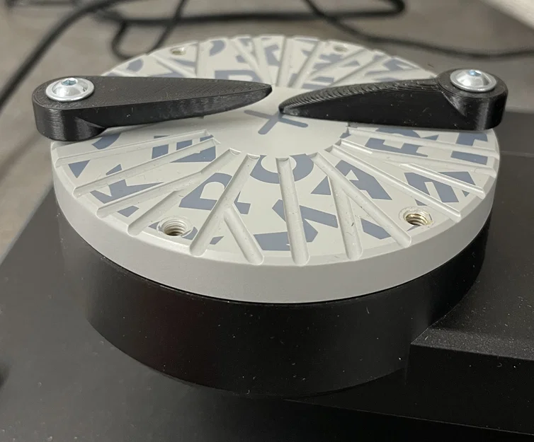 Kẹp Giữ Cho Bàn Xoay Đa Trục - Image 1