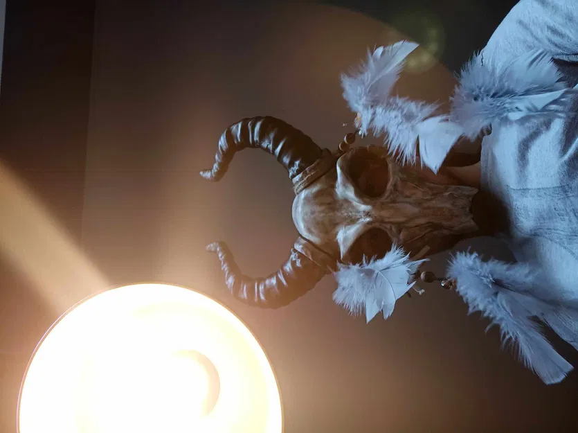 Mặt Nạ Đầu Dê - Image 1